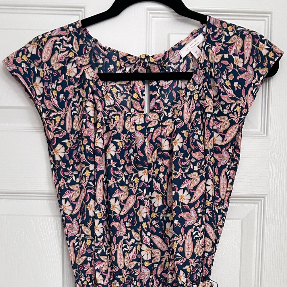 Lauren Conrad dress, size medium. Like new. Worn once.